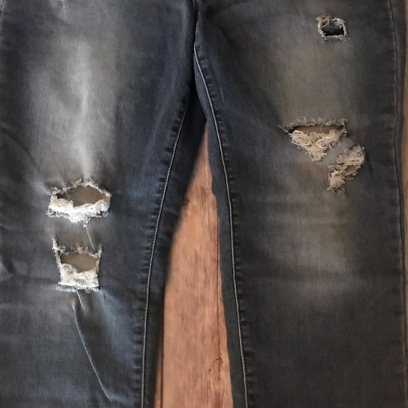 ❤️Maurices Jeans❤️ - Picture 5 of 6